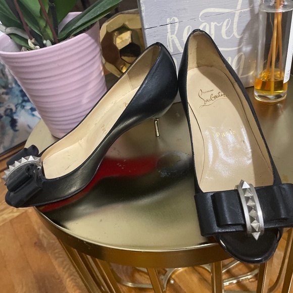 Christian Louboutin Peep Toe Heel - Picture 1 of 4